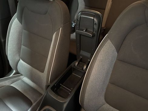 Used 2023 Chevrolet TrailBlazer LT w/ Convenience Package FWD image 36
