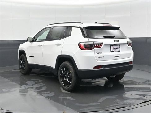 New 2026 Jeep Compass Latitude image 6