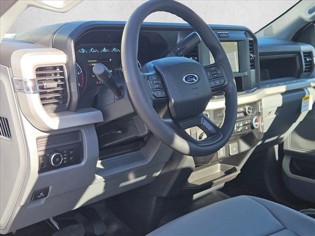 New 2026 Ford F550 2WD Regular Cab Super Duty image 3