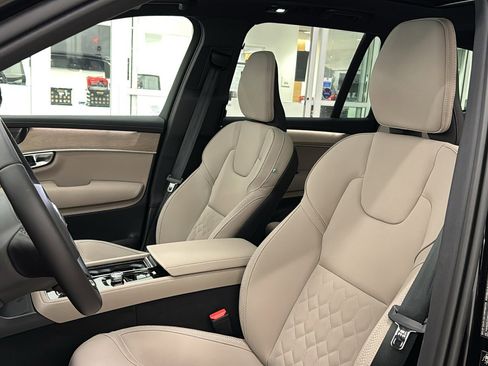 New 2026 Volvo XC90 T8 Plus w/ Protection Package Premier image 24