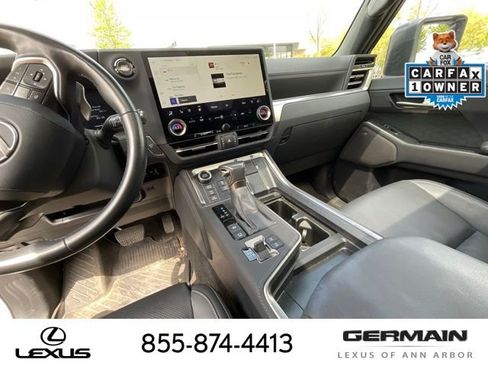 Used 2024 Lexus GX 550 AWD/4WD image 19