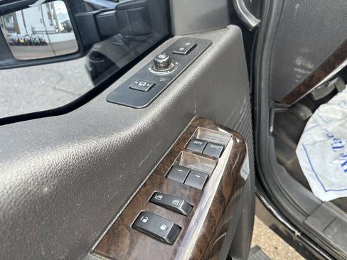 Used 2015 Ford F250 Platinum w/ FX4 Off-Road Package image 12