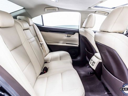 Used 2016 Lexus ES 350 w/ Accessory Package image 32