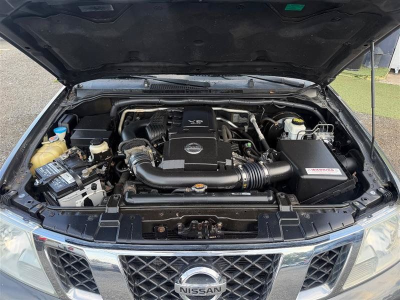 Used 2013 Nissan Frontier SV AWD/4WD image 11