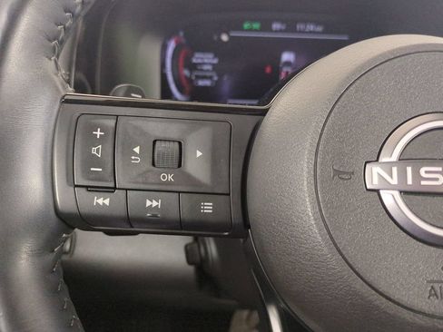 Used 2024 Nissan Pathfinder Platinum AWD/4WD image 35