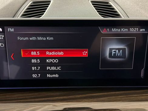 Used 2019 BMW 530e 530e iPerformance w/ Convenience Package image 17