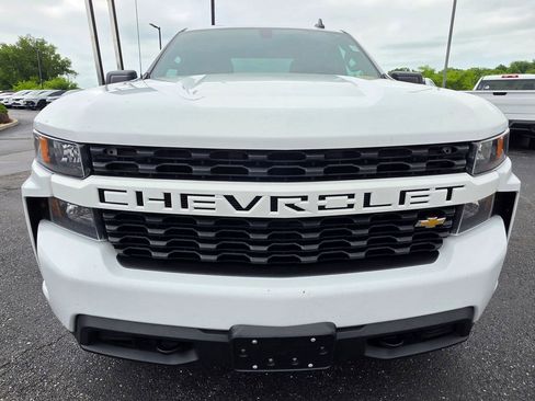 Used 2022 Chevrolet Silverado 1500 Custom AWD/4WD image 13