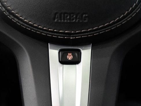 Used 2022 BMW X7 M50i image 13