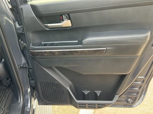 Certified 2024 Toyota Tacoma Limited w/ Limited Package (LT) image 26