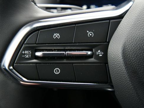 Used 2026 Chevrolet Equinox LT w/ Convenience Package II AWD/4WD image 22