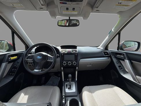 Used 2016 Subaru Forester 2.5i Limited AWD/4WD image 9