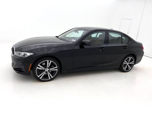 Certified 2023 BMW 330i xDrive Sedan w/ Premium Package AWD/4WD image 5