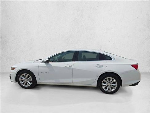 Used 2025 Chevrolet Malibu LT FWD image 9