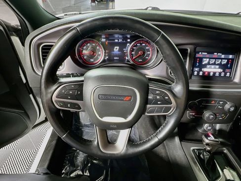 Used 2022 Dodge Charger SXT w/ Leather Interior Group RWD image 10