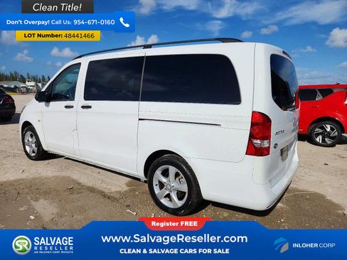 Used 2016 Mercedes-Benz Metris Passenger image 4