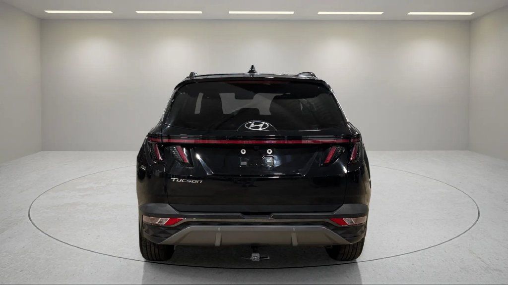 Used 2024 Hyundai Tucson Limited FWD image 4