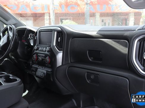 Used 2022 Chevrolet Silverado 2500 LT w/ Convenience Package image 34