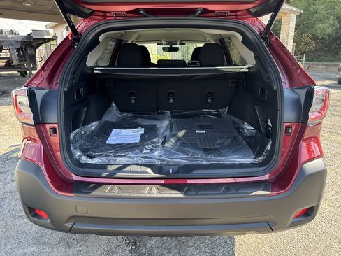 New 2025 Subaru Outback Premium image 28
