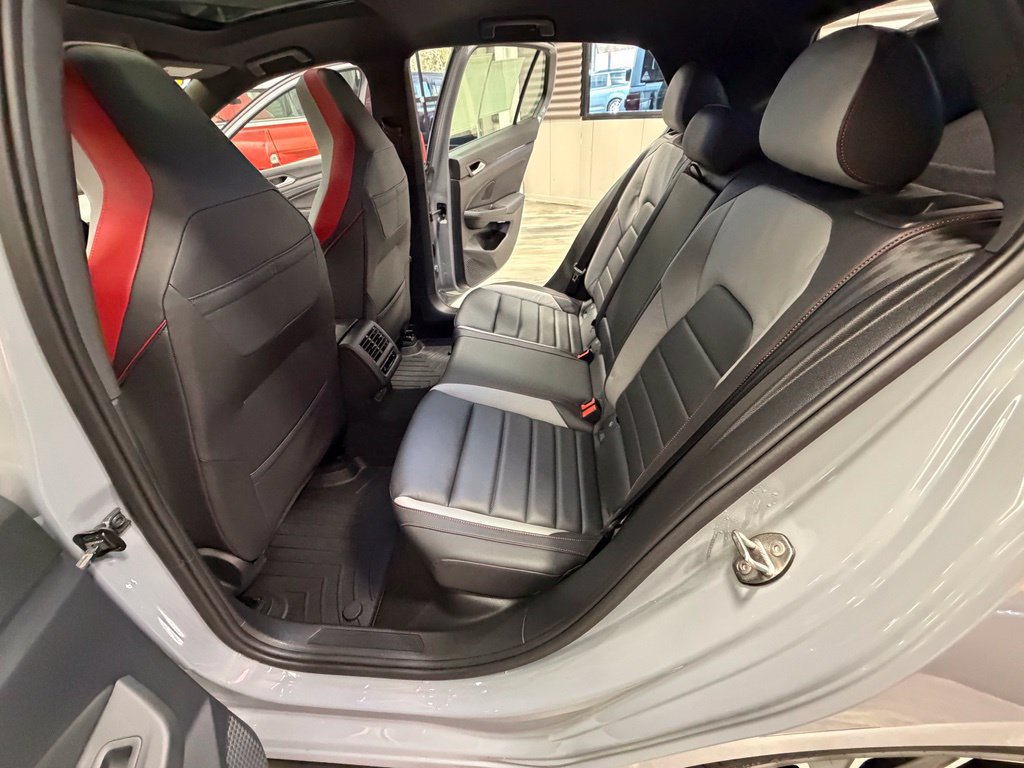 Used 2022 Volkswagen GTI Autobahn FWD image 53