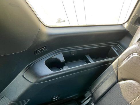 Used 2020 Ford Expedition Limited image 38