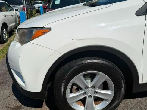 Used 2014 Toyota RAV4 XLE AWD/4WD image 14