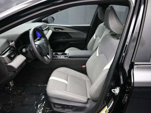 Certified 2025 Toyota Camry SE w/ Convenience Package FWD image 19