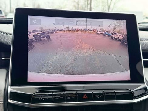 Used 2024 Jeep Compass Limited image 20