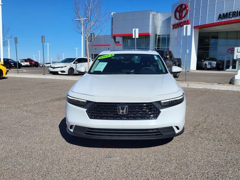 Used 2023 Honda Accord EX image 8