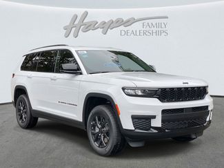 New 2025 Jeep Grand Cherokee L Altitude video 2