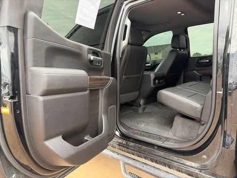 Used 2020 Chevrolet Silverado 1500 LT Trail Boss w/ Midnight Edition AWD/4WD image 18