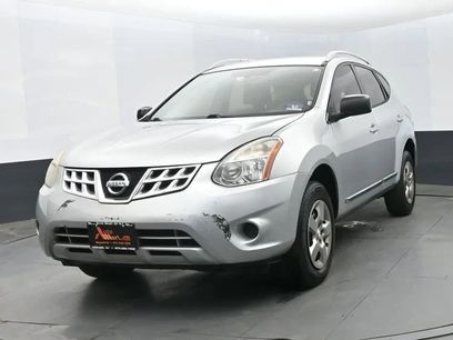 Used 2015 Nissan Rogue S w/ Convenience Package