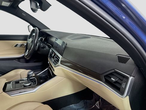 Used 2021 BMW 330i Sedan w/ Convenience Package image 30