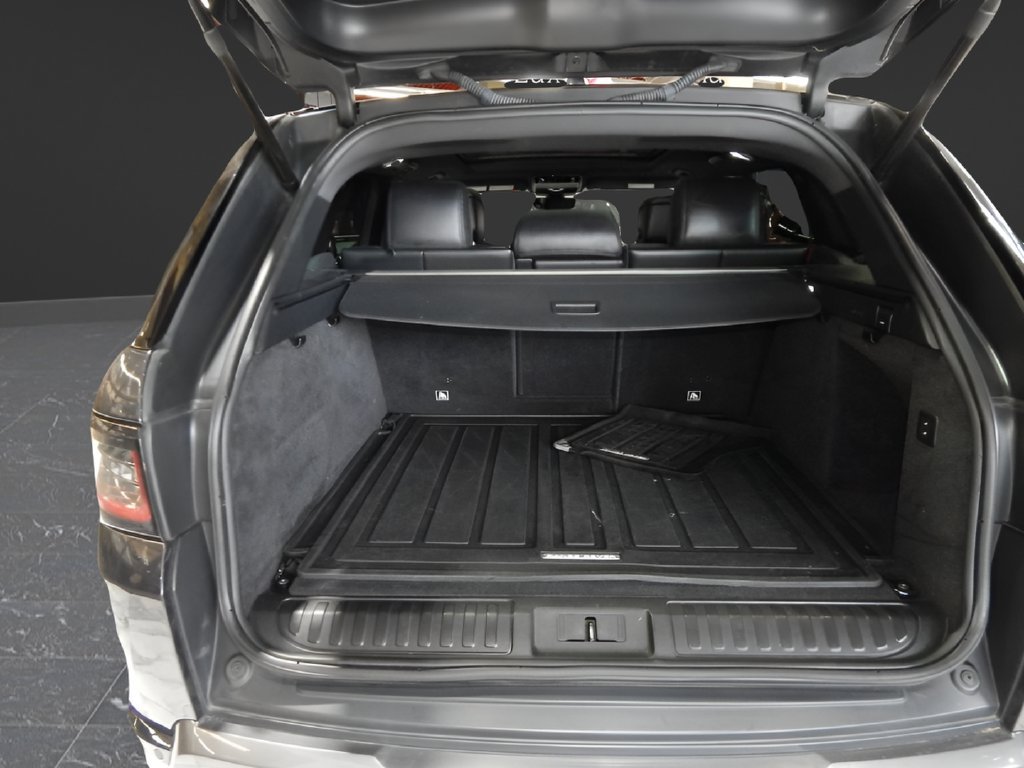 Used 2020 Land Rover Range Rover HSE AWD/4WD image 8