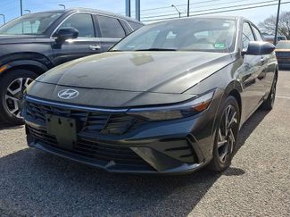 Used 2024 Hyundai Elantra SEL w/ Convenience Package video 1