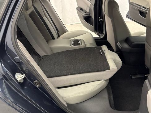 Used 2018 Honda Civic EX-T image 36