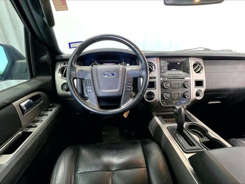 Used 2016 Ford Expedition XLT RWD image 14
