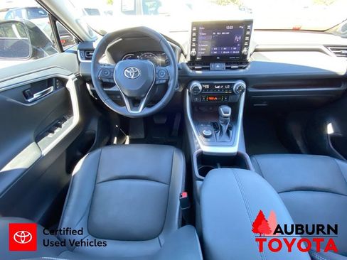 Certified 2022 Toyota RAV4 Limited AWD/4WD image 29