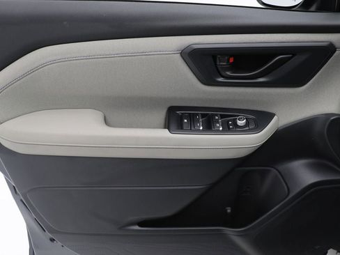 Used 2025 Subaru Forester Premium w/ Convenience Package #1 AWD/4WD image 15