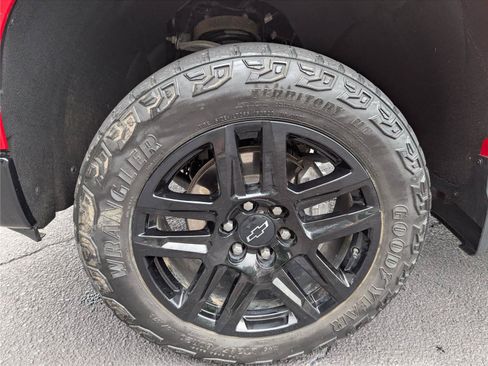 Used 2023 Chevrolet Silverado 1500 LT Trail Boss w/ Protection Package AWD/4WD image 9