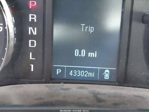 Used 2017 Chevrolet Silverado 2500 W/T RWD image 11