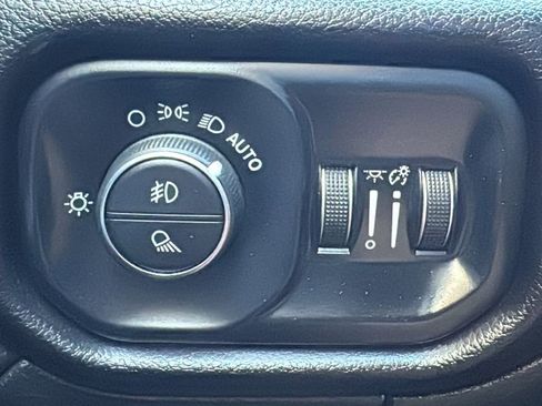 Used 2022 RAM 3500 Laramie image 20