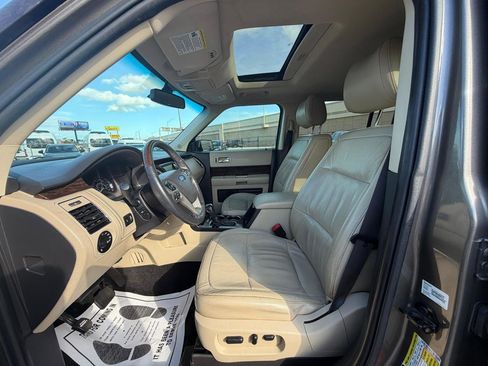 Used 2014 Ford Flex Limited w/ Equipment Group 301A FWD image 11