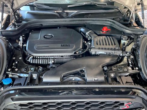 Used 2024 MINI Cooper S image 33