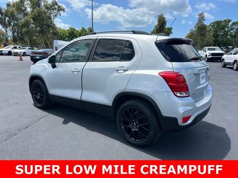 Used 2021 Chevrolet Trax LT w/ Sport Edition image 4