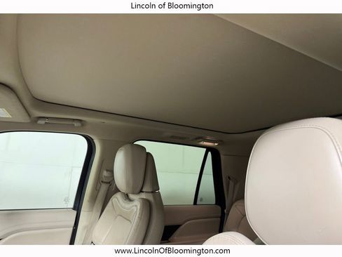Used 2020 Lincoln Navigator L Reserve w/ Luxury Package image 23