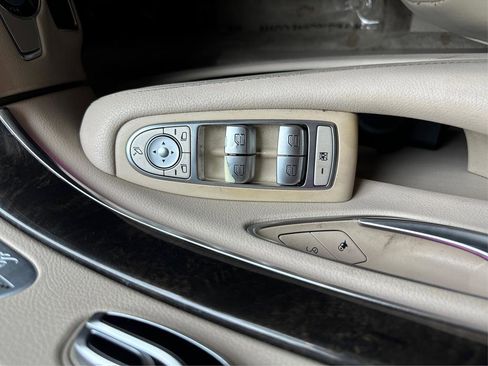 Used 2016 Mercedes-Benz S 550 Sedan image 52