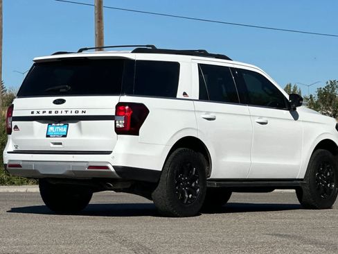 Used 2022 Ford Expedition Timberline AWD/4WD image 2