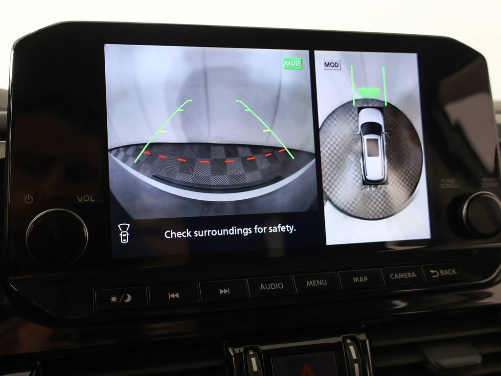 Used 2024 Nissan Pathfinder SL AWD/4WD image 50