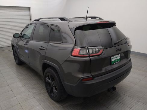 Used 2020 Jeep Cherokee Latitude Plus FWD image 5