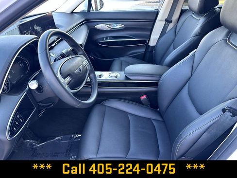 Used 2025 Genesis GV70 2.5T image 12